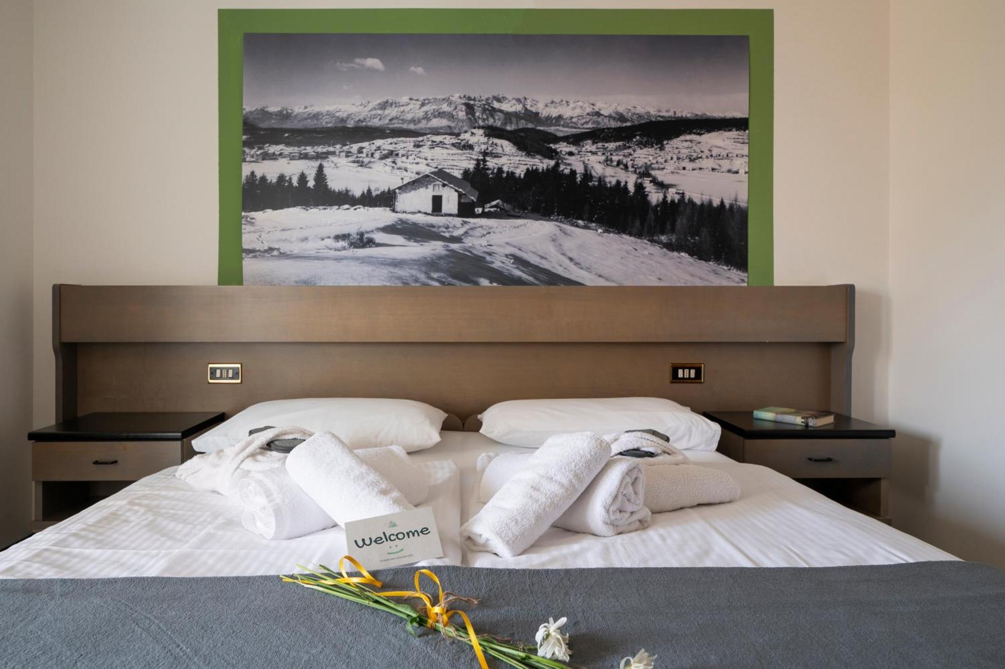 Hotel Scoiattolo バゼルガ・ディ・ピネ エクステリア 写真
